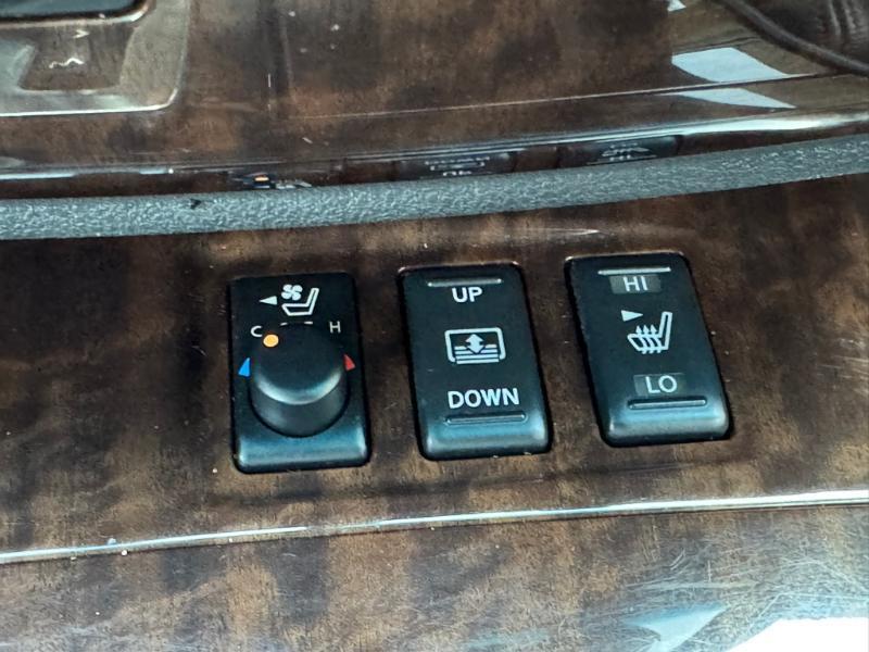 Nissan Maxima SV 2011