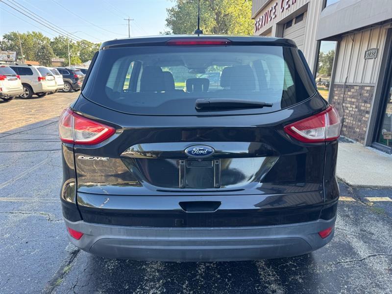 Ford Escape S FWD 2015