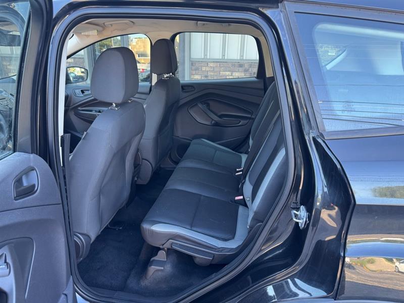 Ford Escape S FWD 2015