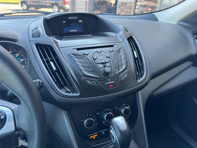 Ford Escape S FWD 2015