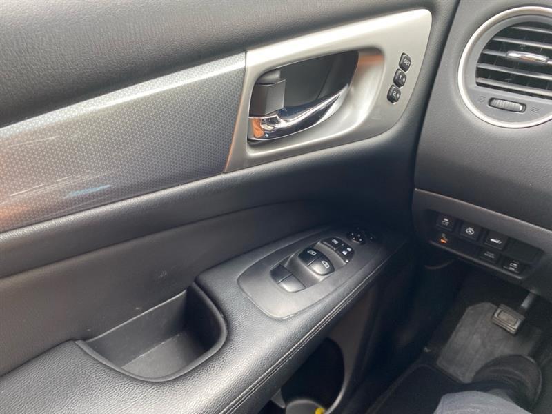 Nissan Pathfinder S 4WD 2018