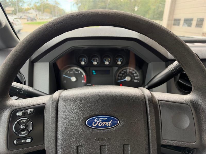 Ford F-450 SD Regular Cab DRW 2WD 2013