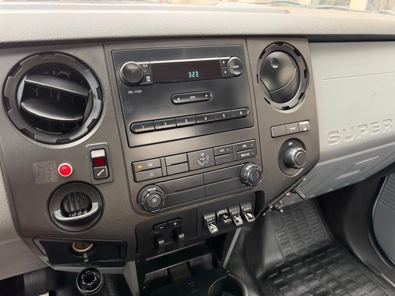 Ford F-450 SD Regular Cab DRW 2WD 2013