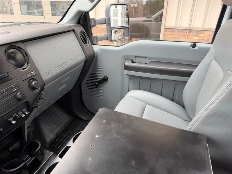 Ford F-450 SD Regular Cab DRW 2WD 2013
