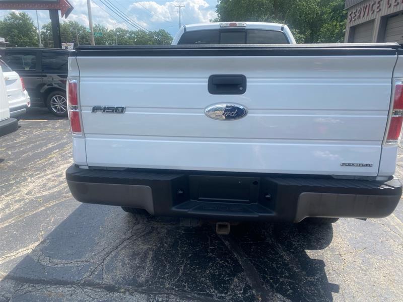 Ford F-150 XL 8-ft. Bed 4WD 2011