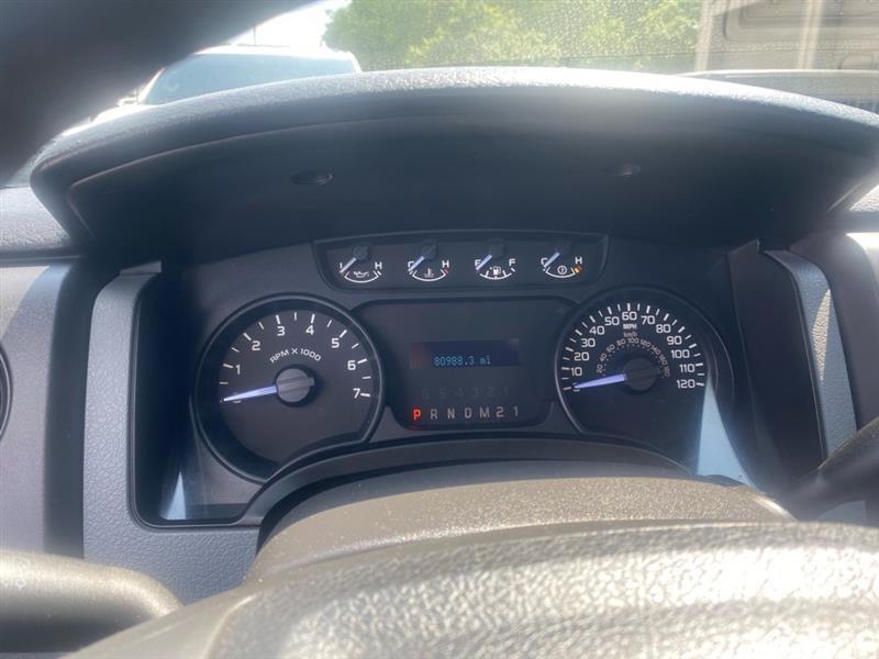 Ford F-150 XL 8-ft. Bed 4WD 2011