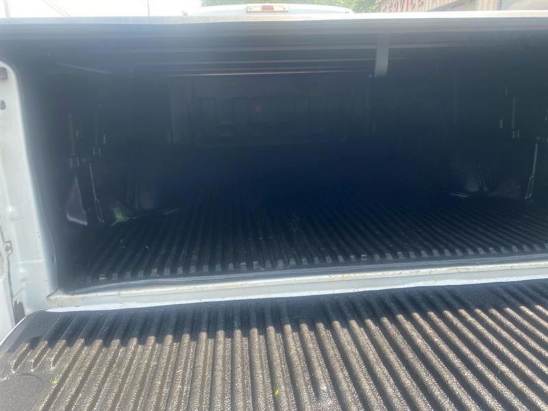 Ford F-150 XL 8-ft. Bed 4WD 2011