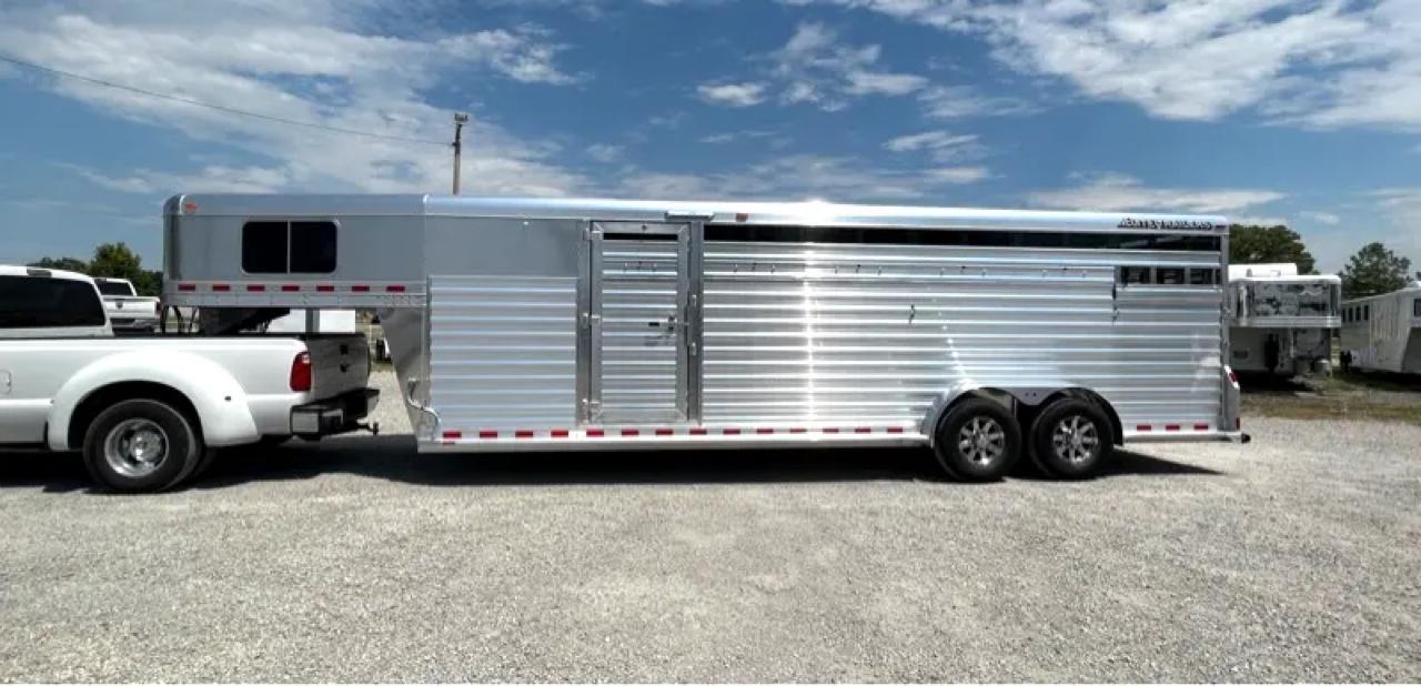 Elite Horse Trailer  2025