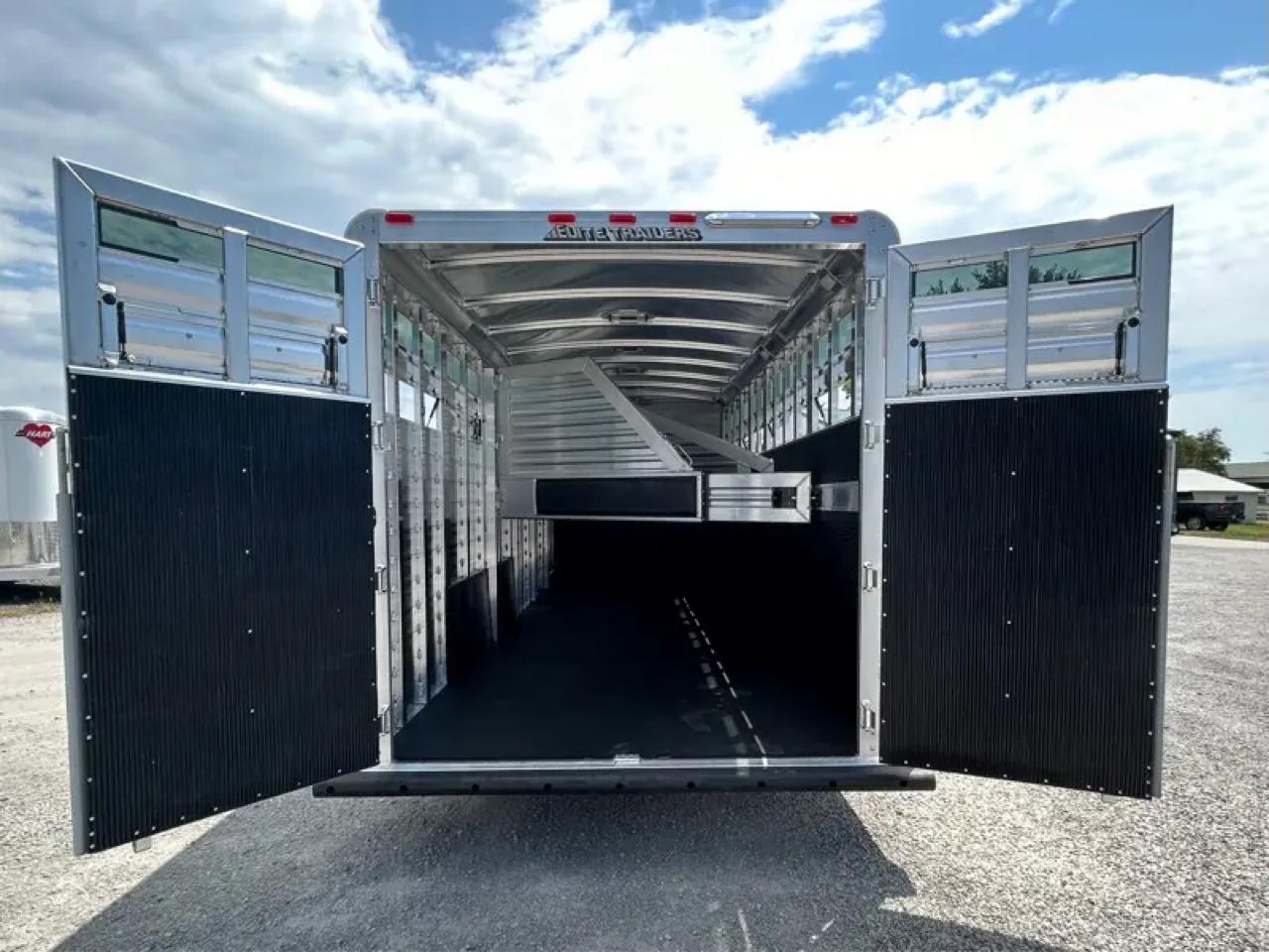 Elite Horse Trailer  2025
