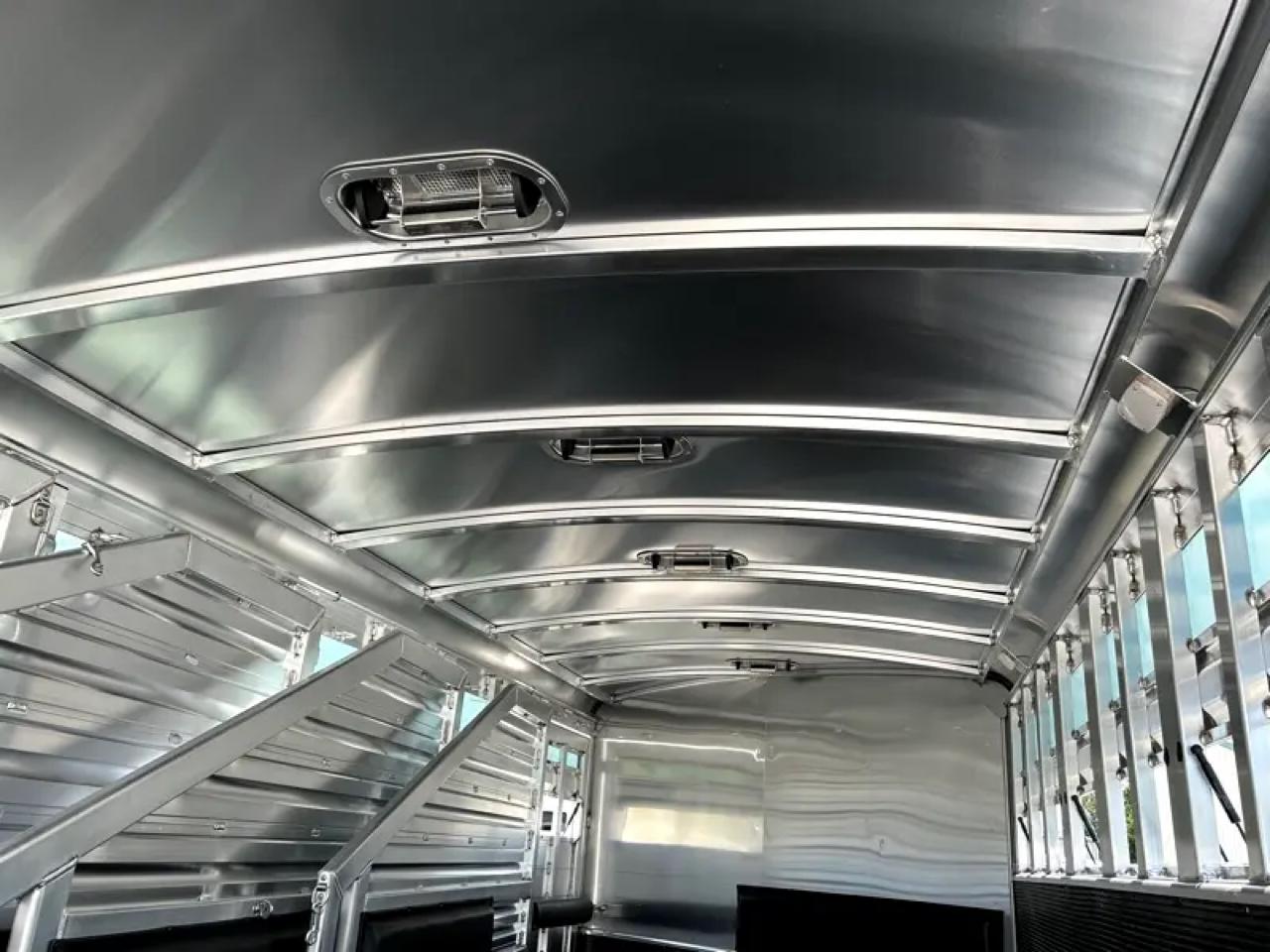 Elite Horse Trailer  2025