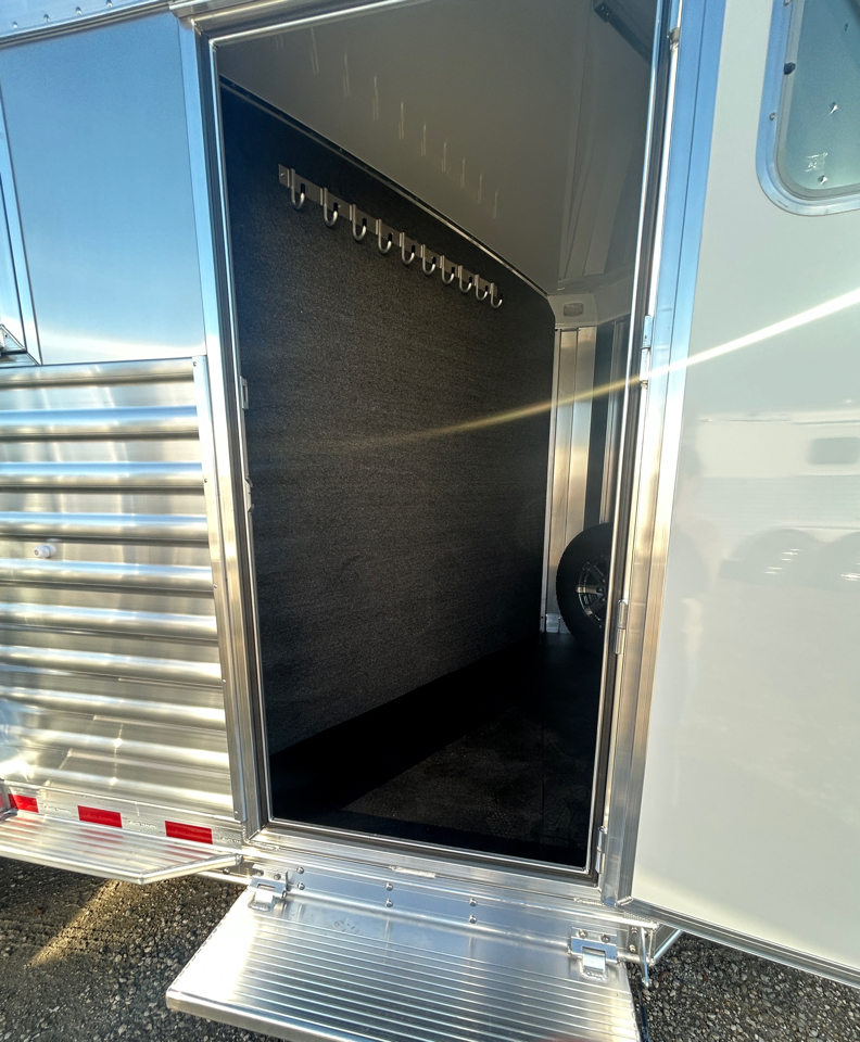 Elite 3 Horse Trailer  2026