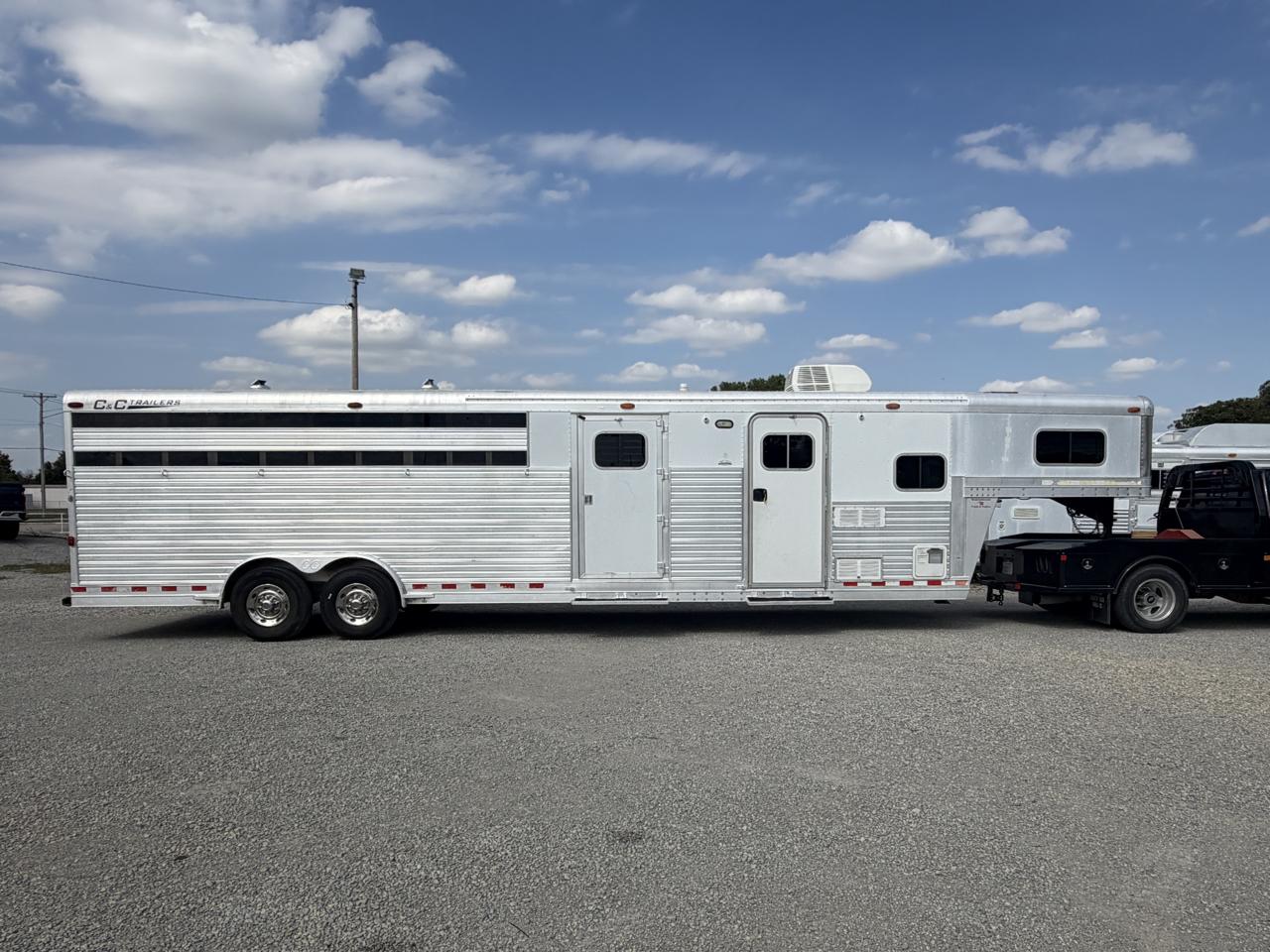 C & C Trailers Horse Trailer  2005