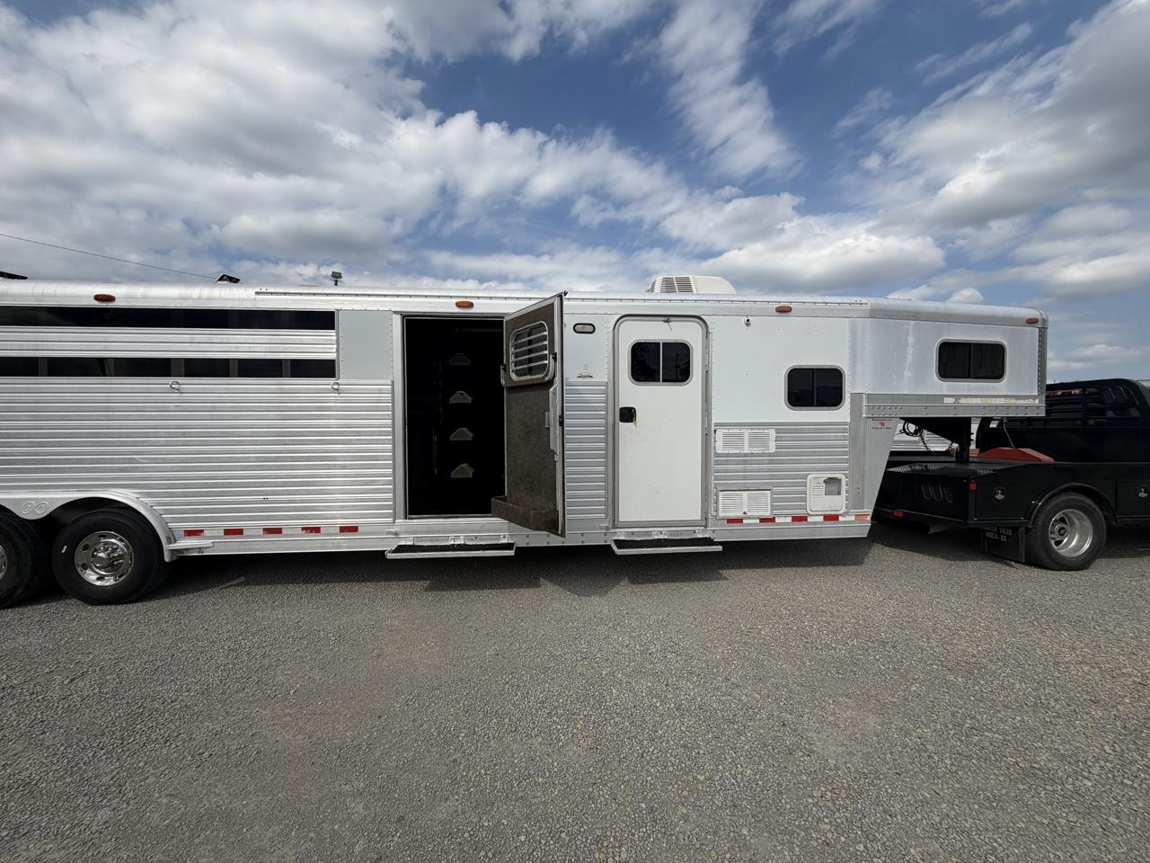 C & C Trailers Horse Trailer  2005