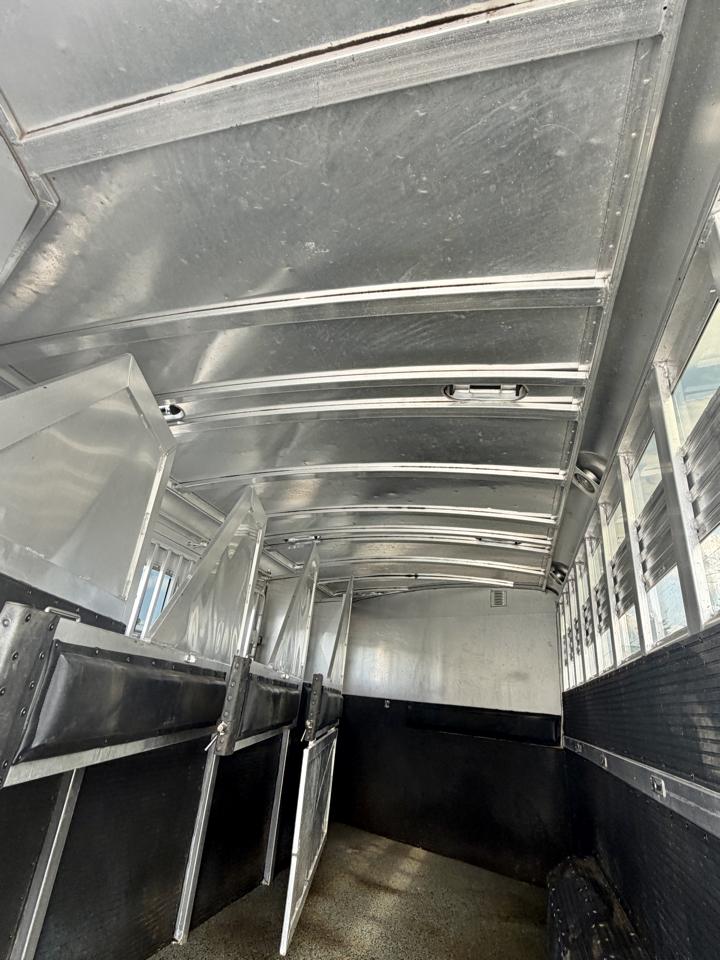 C & C Trailers Horse Trailer  2005
