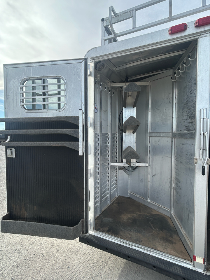 C & C Trailers Horse Trailer  2003