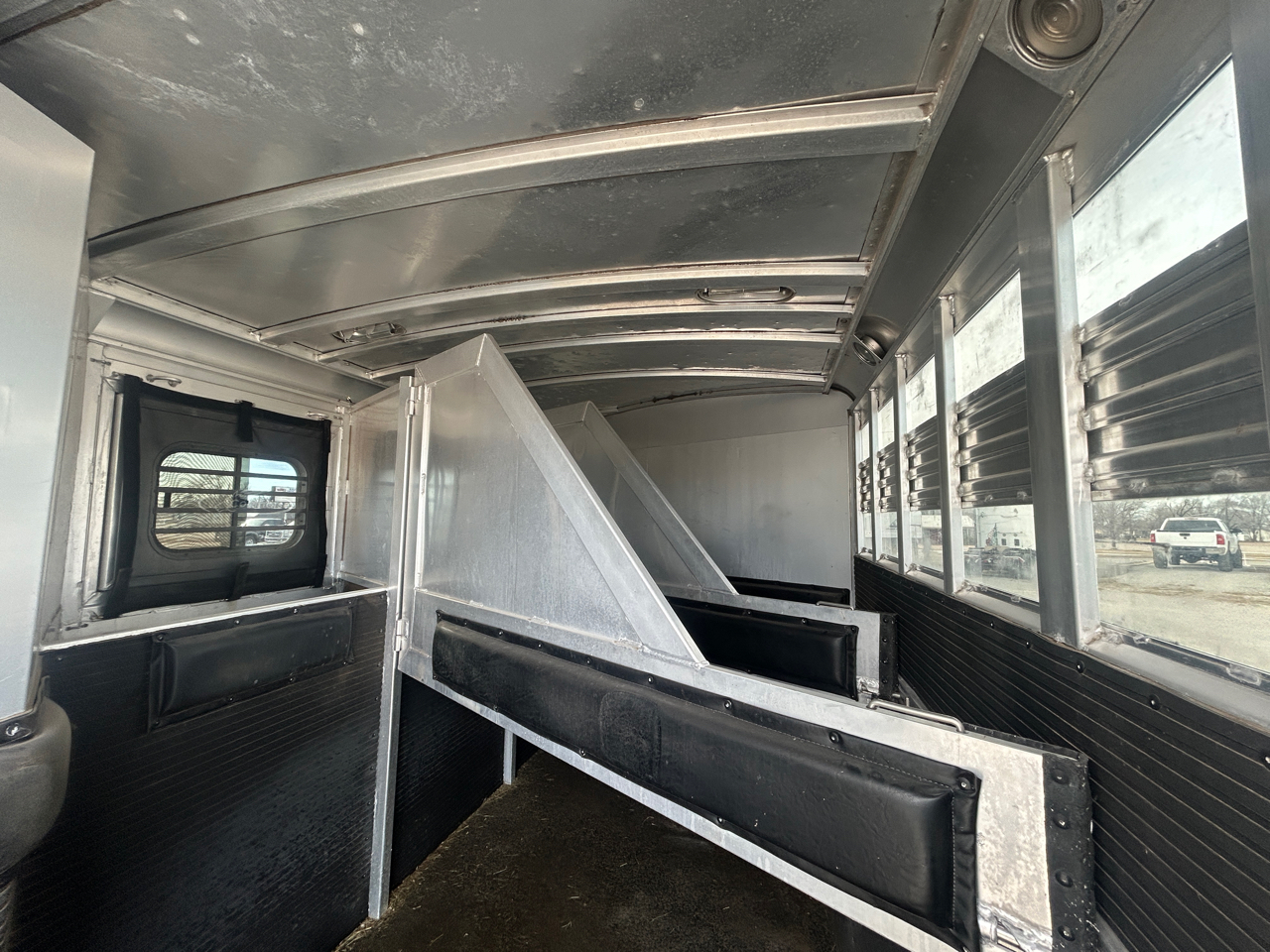 C & C Trailers Horse Trailer  2003