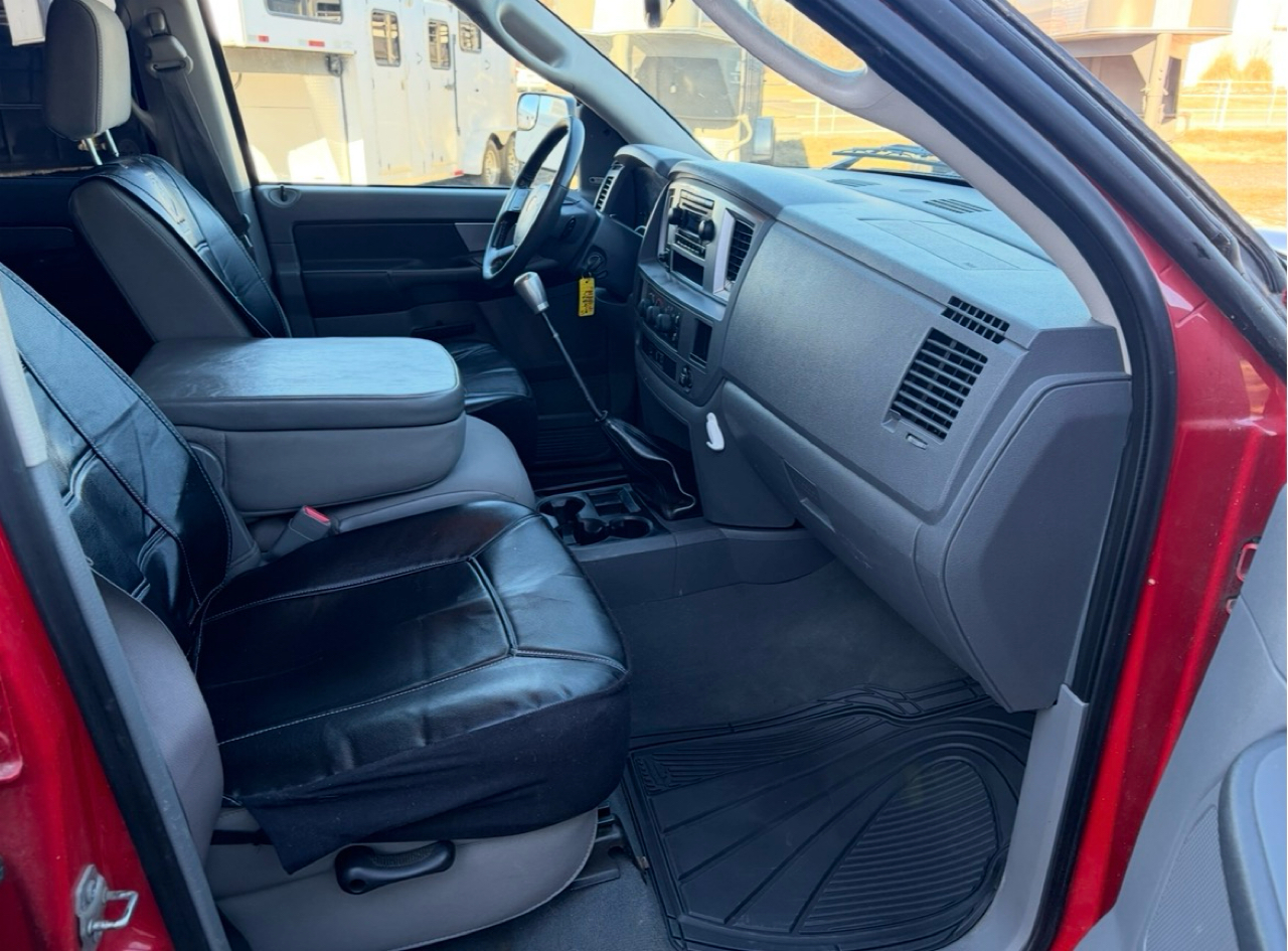 Dodge Ram 3500 Laramie Mega Cab 2WD DRW 2008