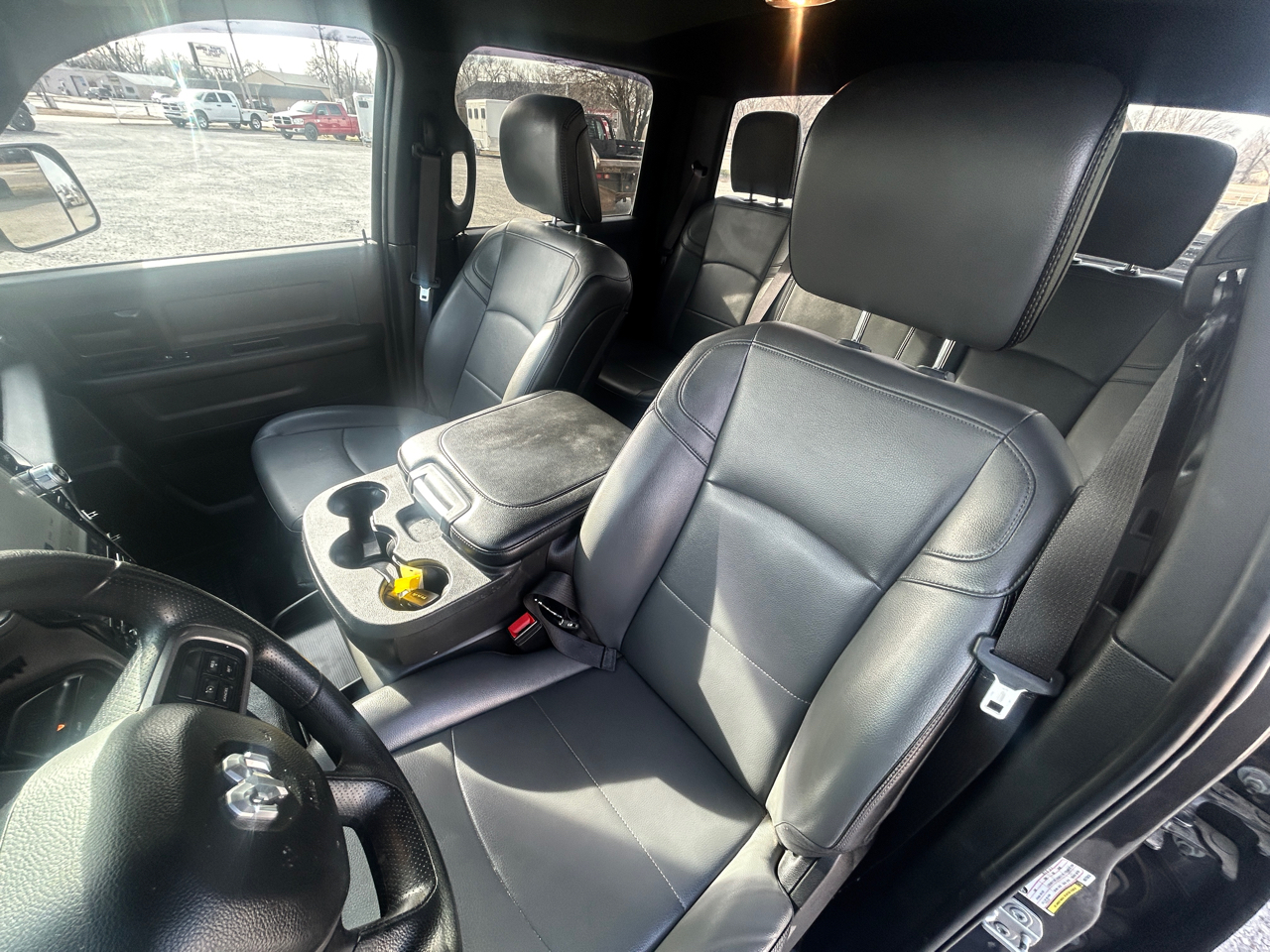 RAM 3500 Tradesman Crew Cab 4WD DRW 2022