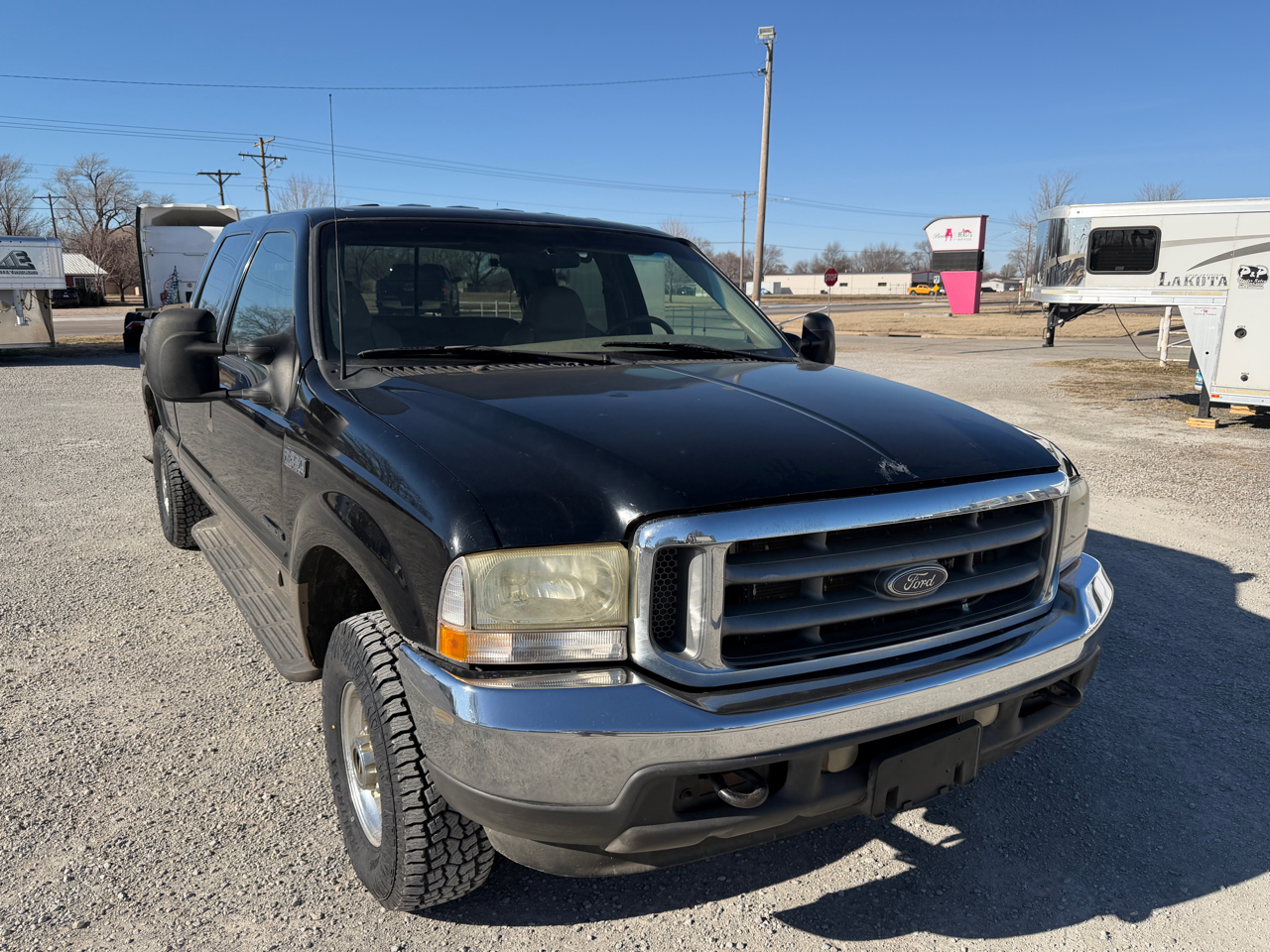 Ford F-250 SD Lariat Crew Cab Short Bed 4WD 2002