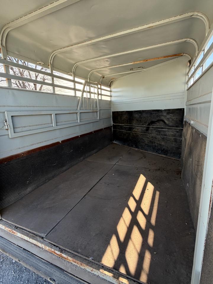 Circle D Horse Trailer  1998