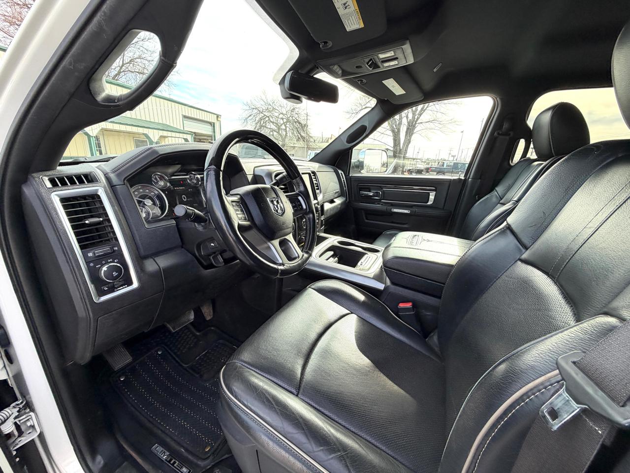 RAM 2500 Limited Mega Cab 4WD 2017