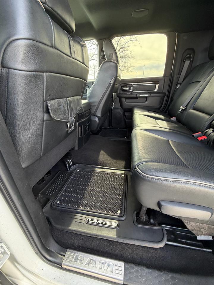 RAM 2500 Limited Mega Cab 4WD 2017