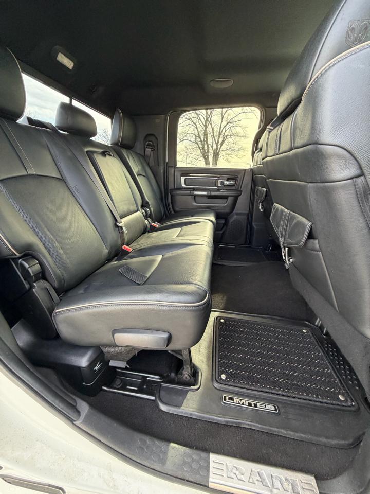 RAM 2500 Limited Mega Cab 4WD 2017