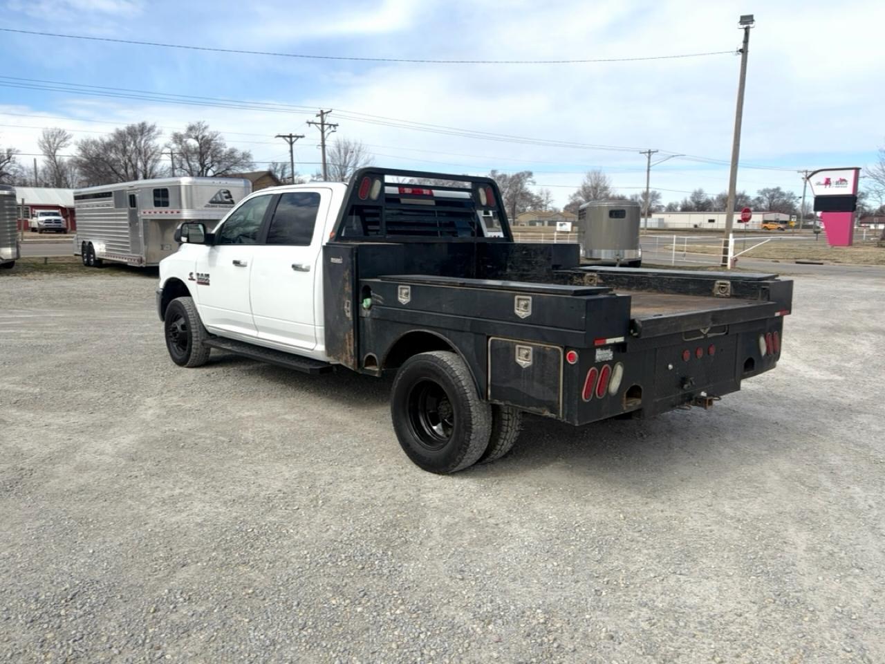 RAM 3500 SLT Crew Cab LWB 4WD DRW 2016