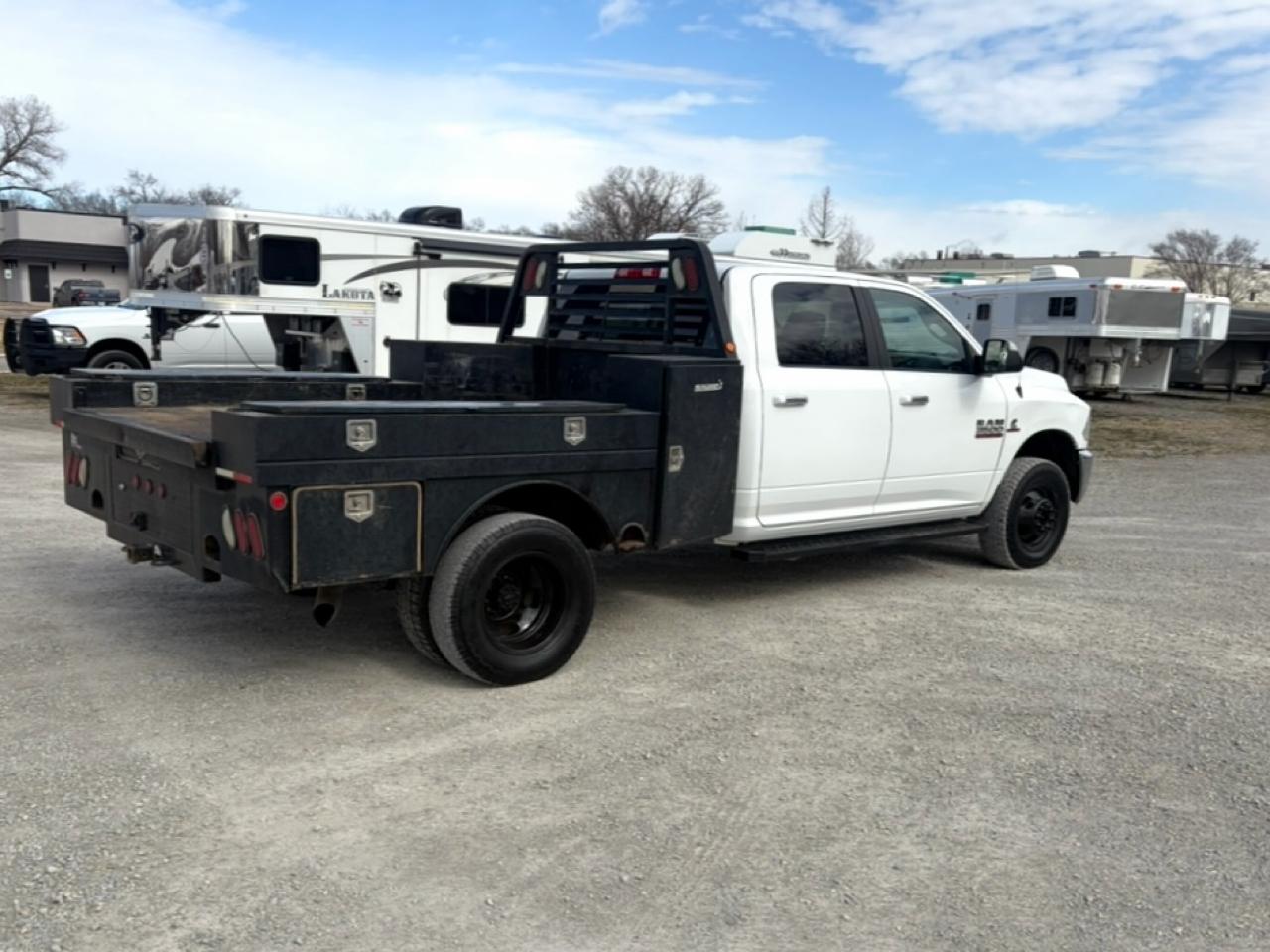 RAM 3500 SLT Crew Cab LWB 4WD DRW 2016