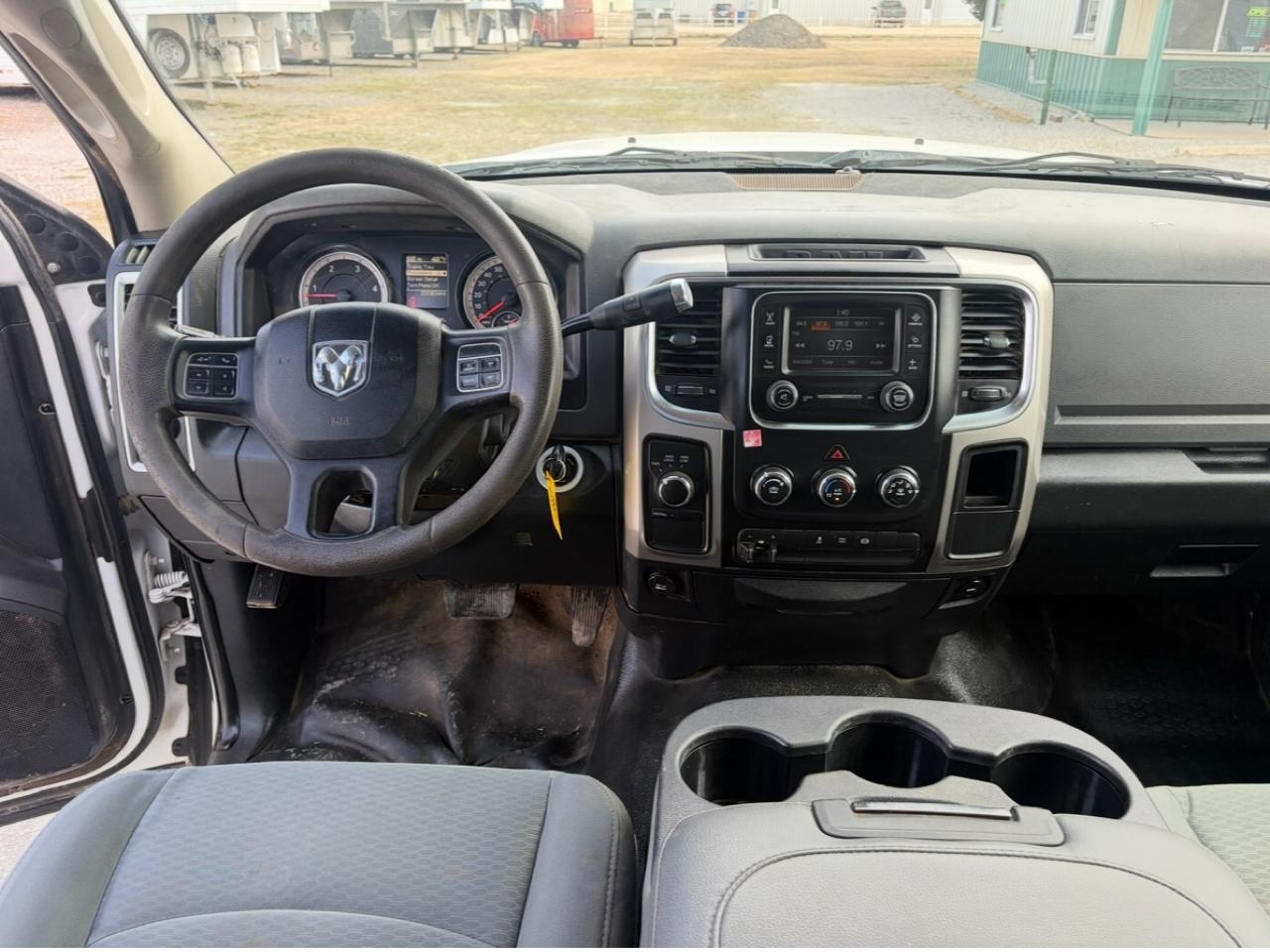 RAM 3500 SLT Crew Cab LWB 4WD DRW 2016