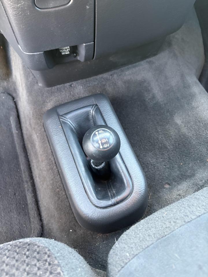 Dodge Ram 3500 SLT Quad Cab Long Bed 4WD DRW 2003