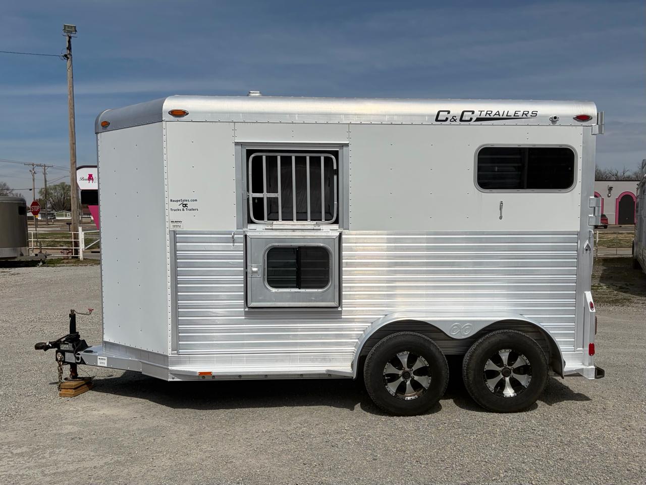 C & C Trailers Horse Trailer  2007