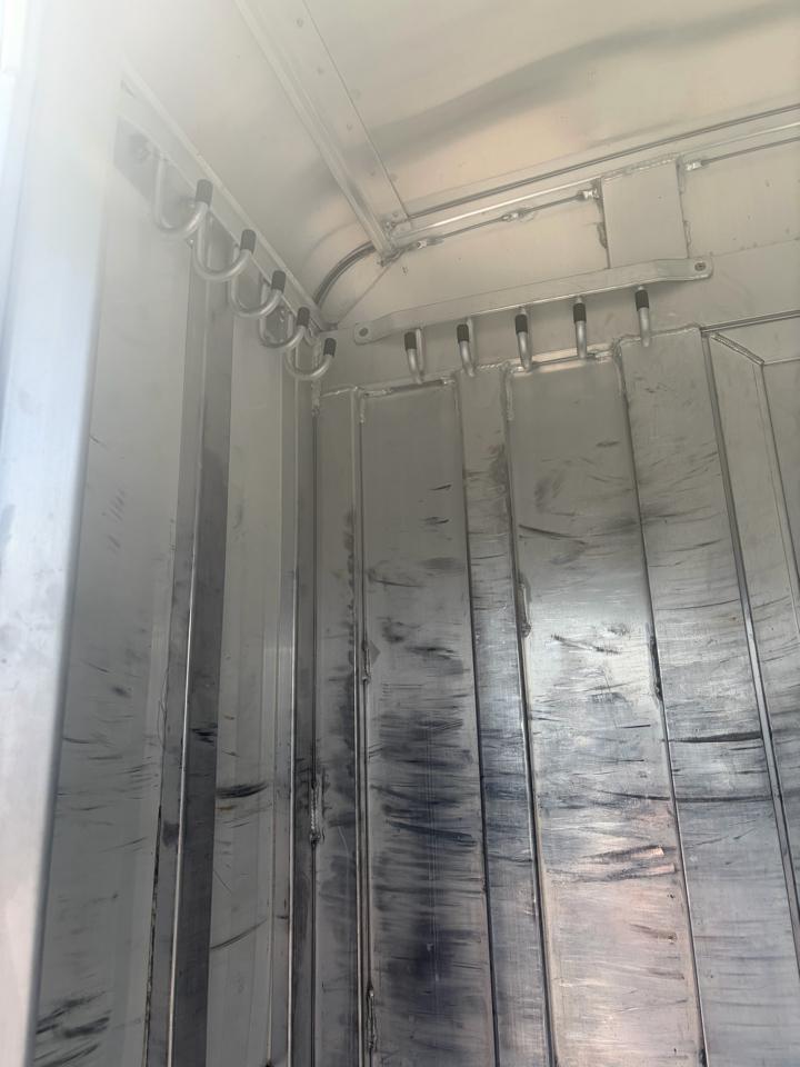 C & C Trailers Horse Trailer  2007