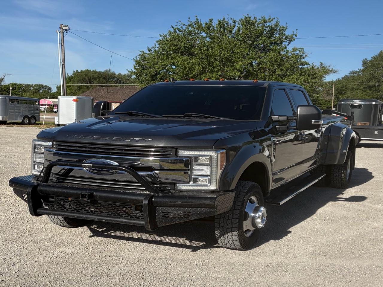 Ford F-350 SD Lariat Crew Cab Long Bed DRW 4WD 2019