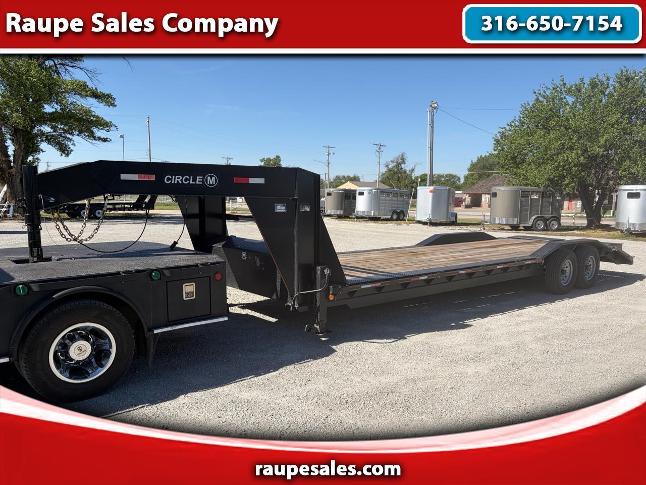 2025 Circle M Trailers Gooseneck 8'6 x 28' Max Ramps Drive Over Fenders