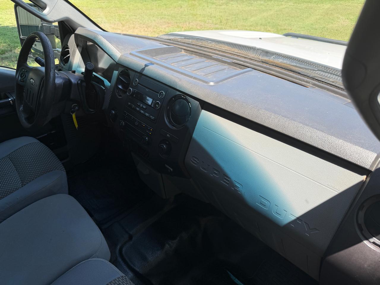 Ford F-250 SD XL Crew Cab Long Bed 4WD 2014