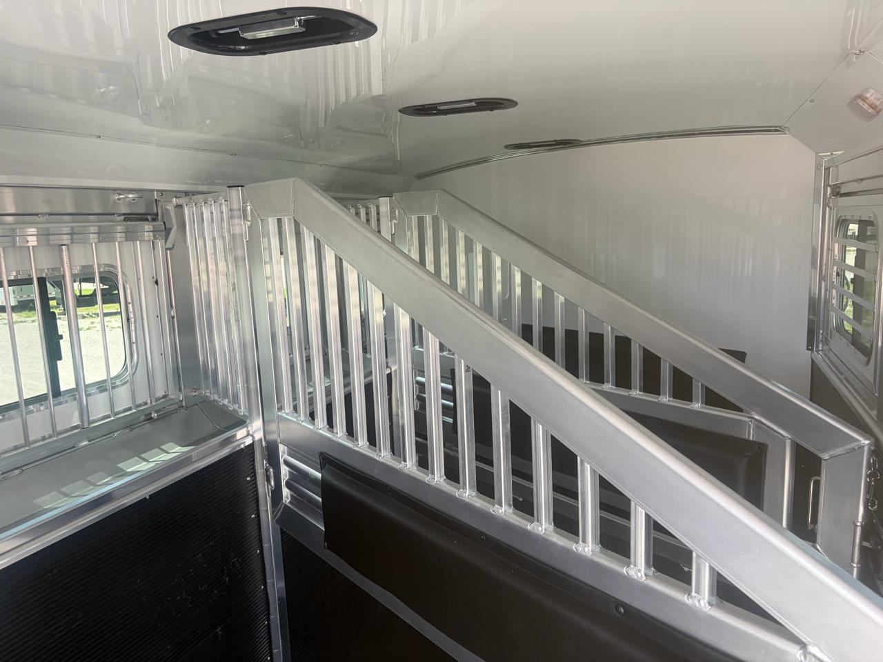 Elite 3 Horse Trailer  2027