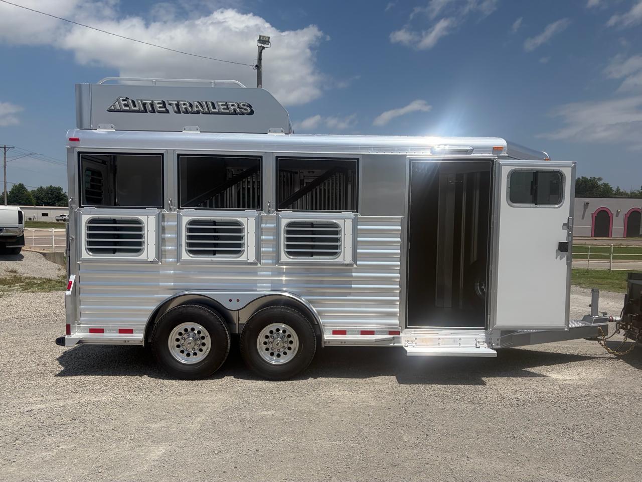 Elite 3 Horse Trailer  2027