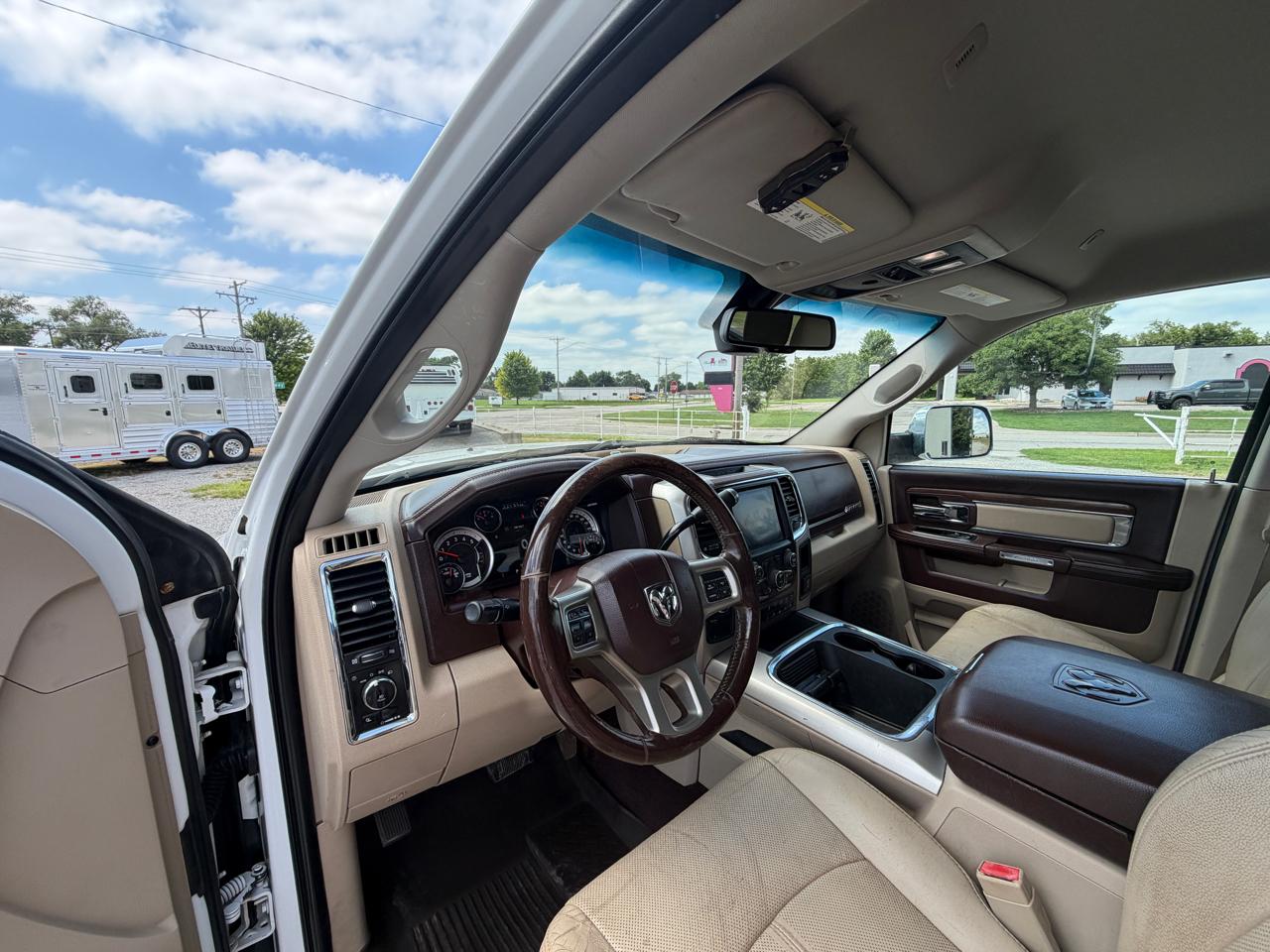 RAM 3500 Laramie Crew Cab LWB 4WD DRW 2018