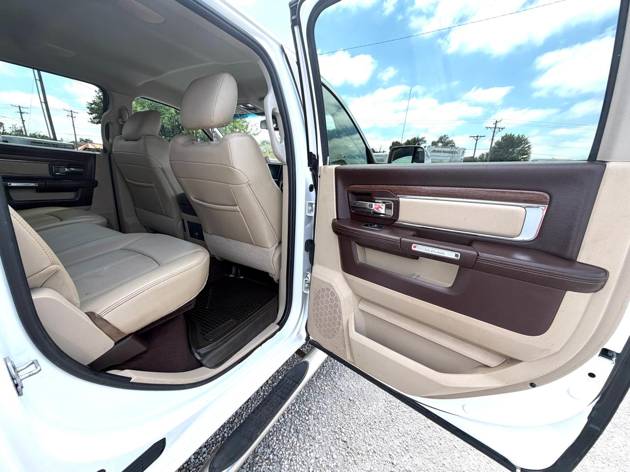 RAM 3500 Laramie Crew Cab LWB 4WD DRW 2018