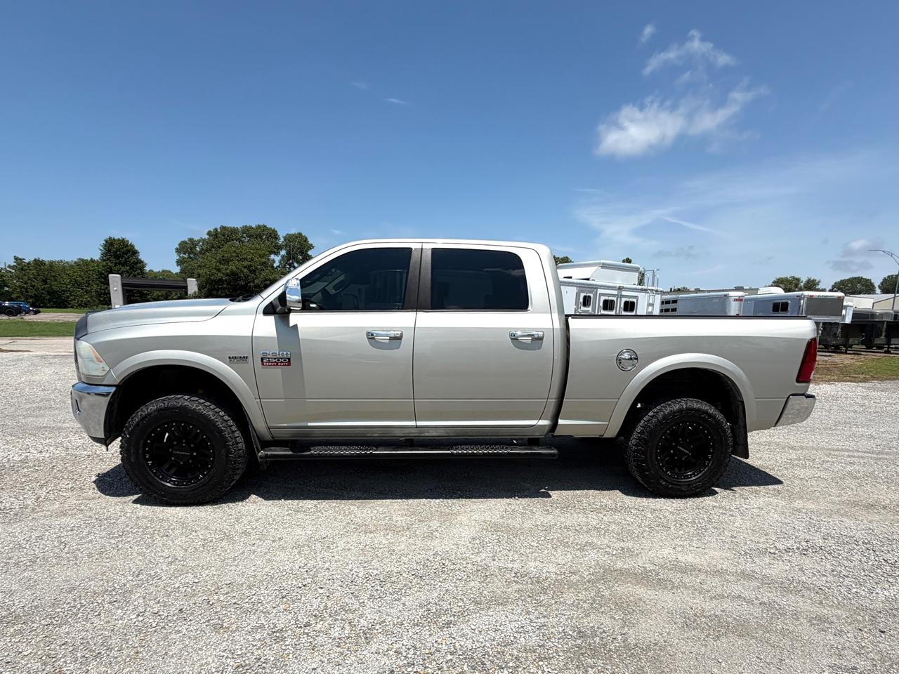 RAM 2500 Laramie Crew Cab SWB 4WD 2010