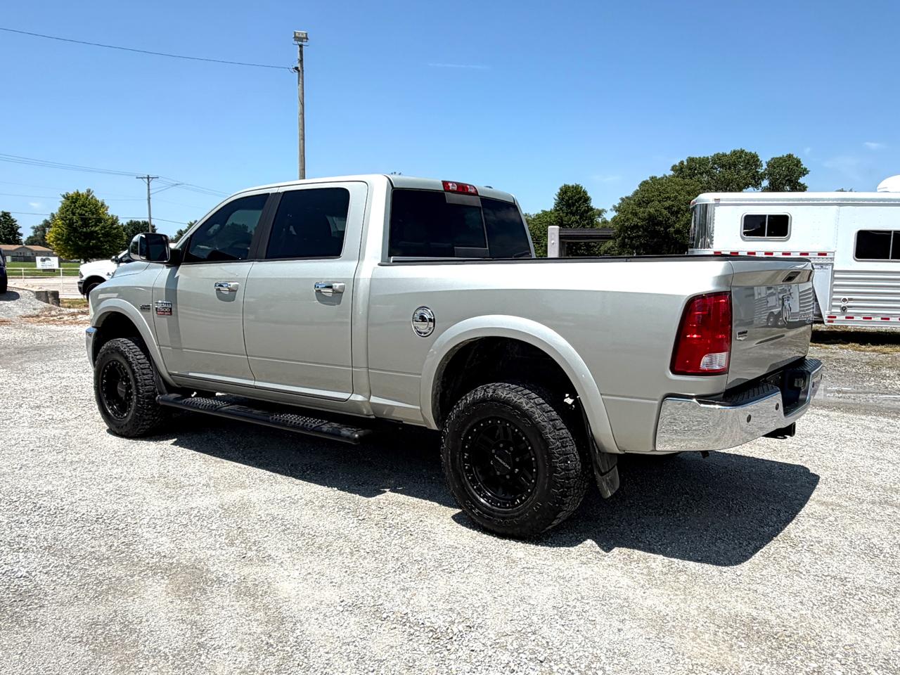 RAM 2500 Laramie Crew Cab SWB 4WD 2010