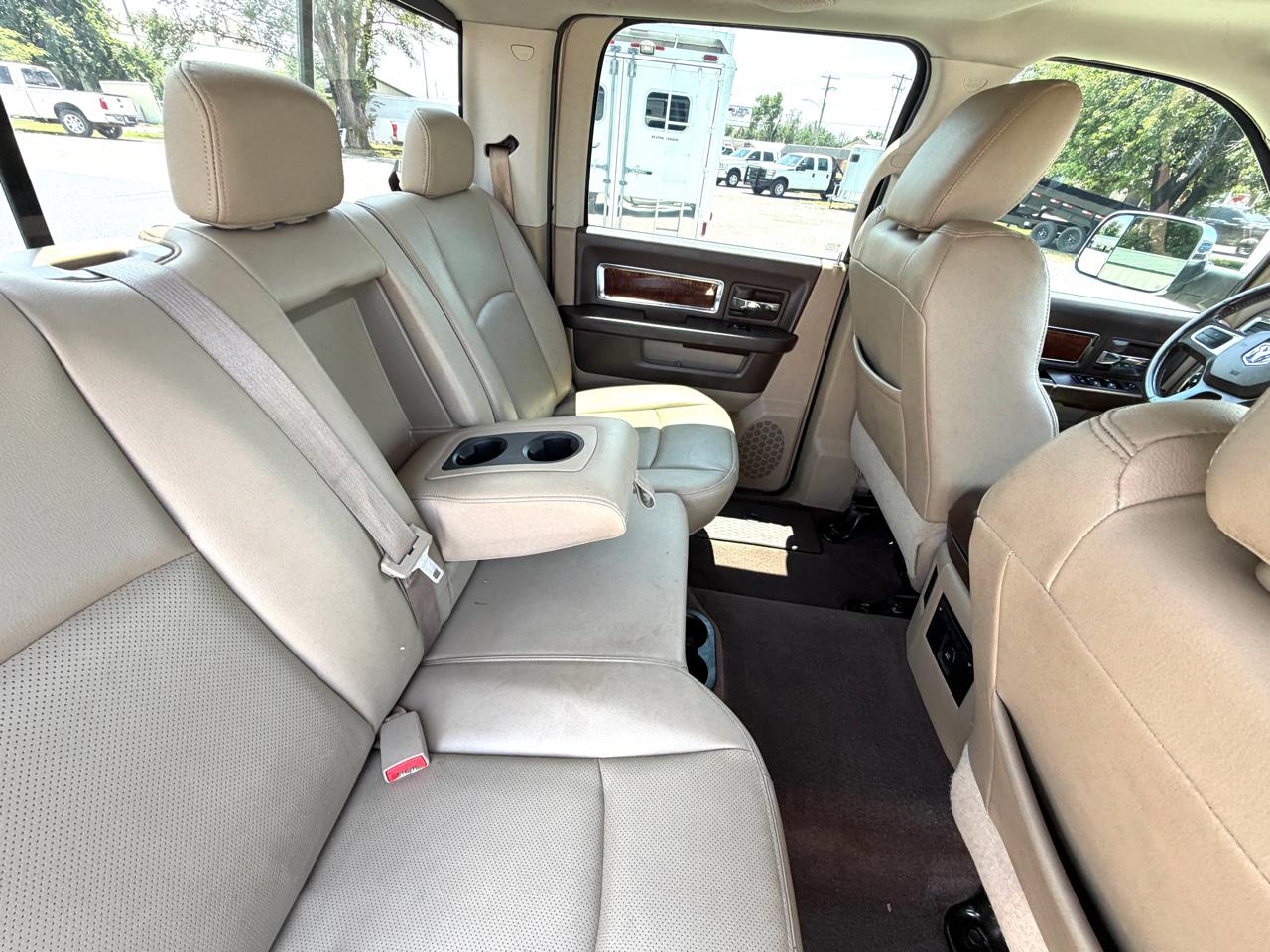 RAM 2500 Laramie Crew Cab SWB 4WD 2010