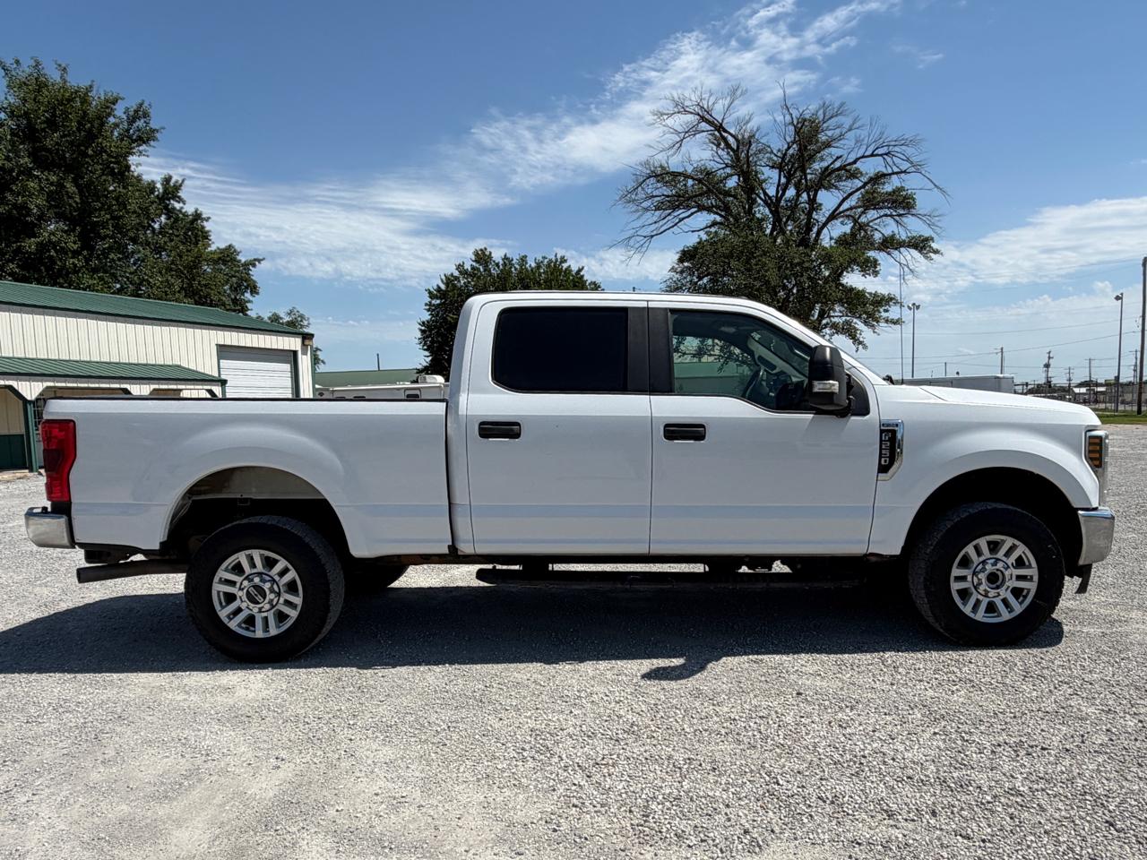 Ford F-250 SD XL Crew Cab 4WD 2019