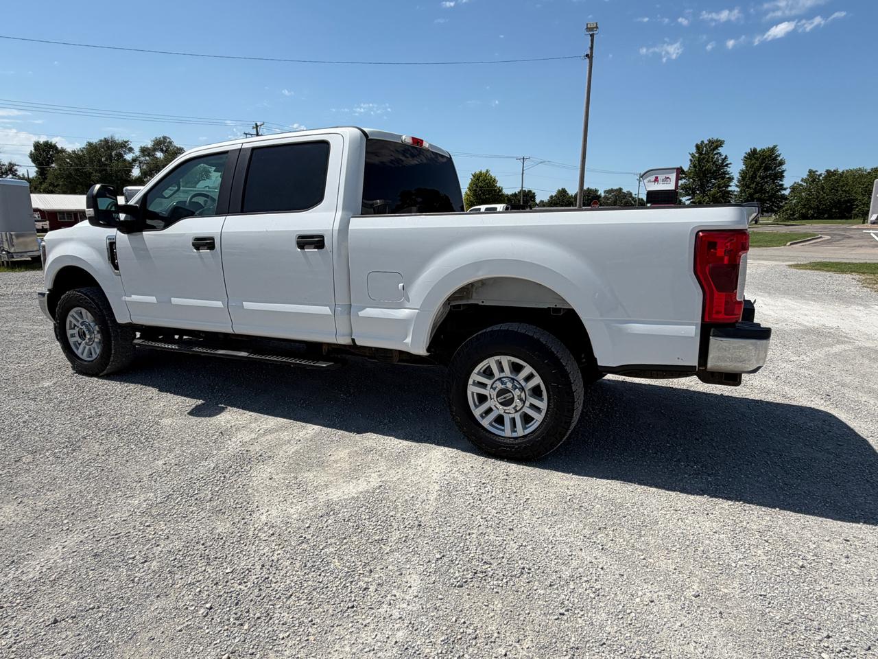 Ford F-250 SD XL Crew Cab 4WD 2019