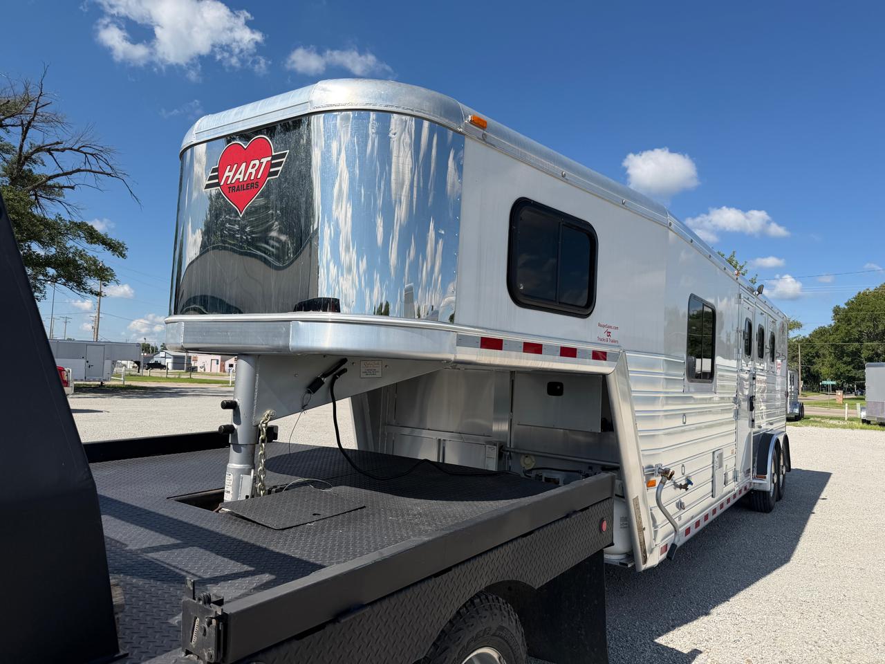 Hart M3HG Gooseneck Trailer  2016