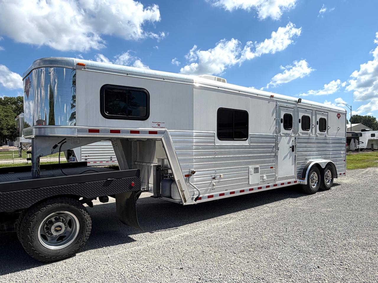 Hart M3HG Gooseneck Trailer  2016