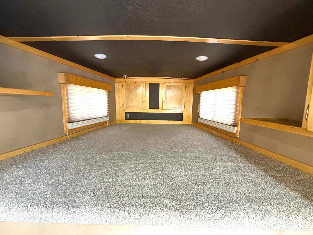 Hart M3HG Gooseneck Trailer  2016