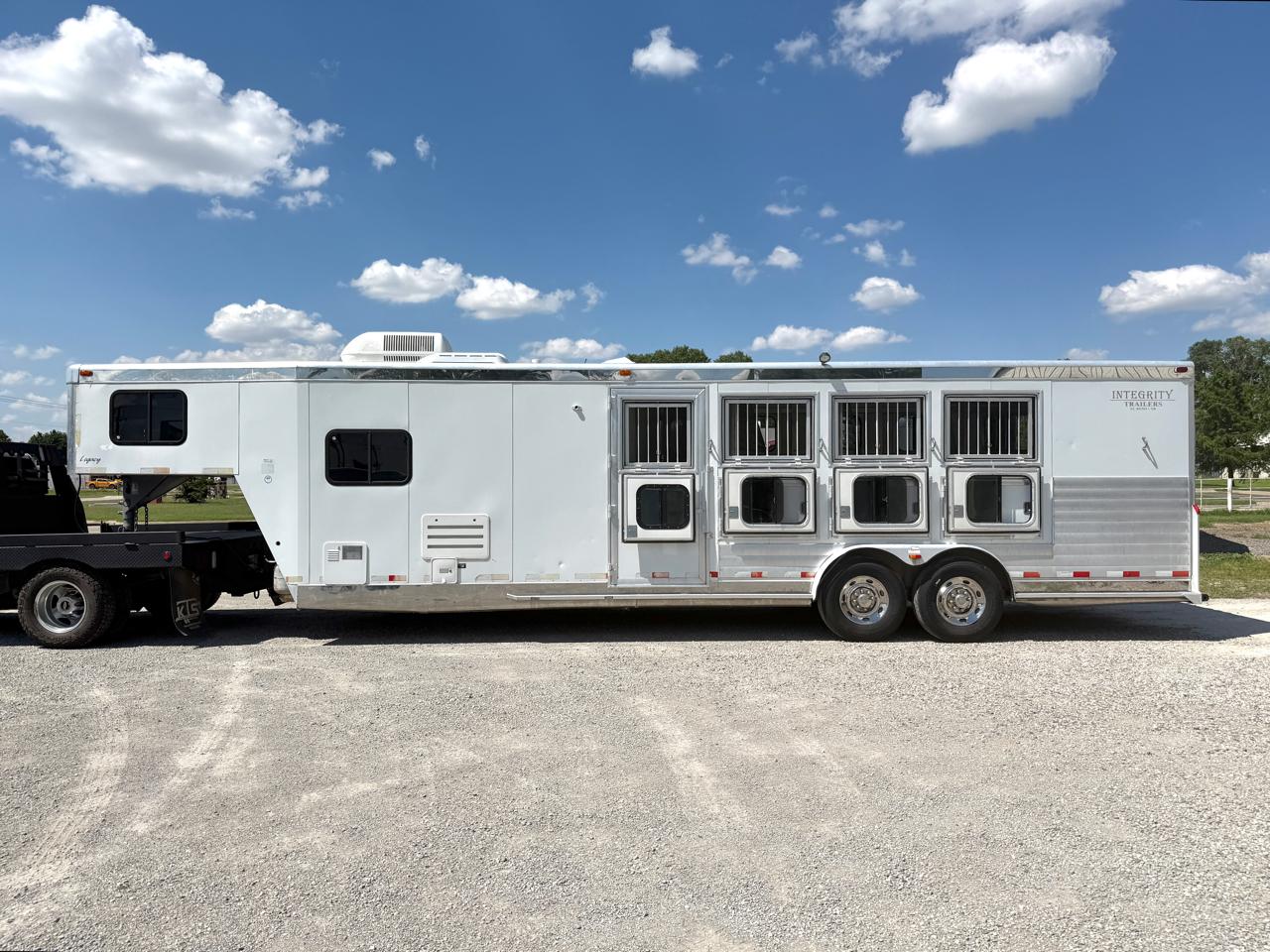 Integrity Trailers Legacy  2005
