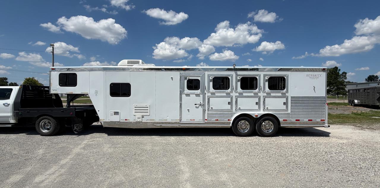 Integrity Trailers Legacy  2005
